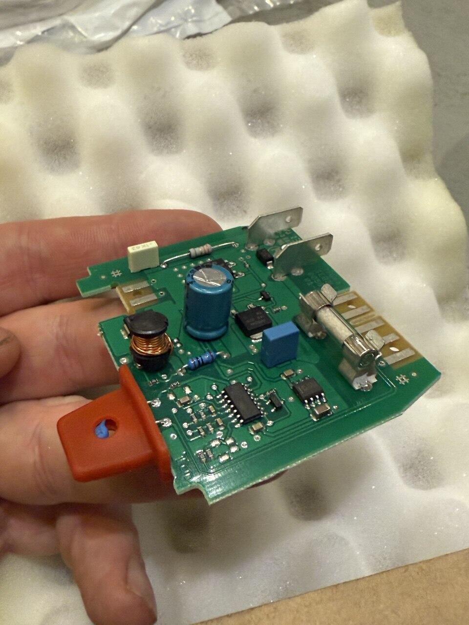 photo_2025-12-16_19-52-18